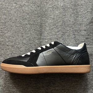 Coach Men’s  Ellis Black Leather & Suede Sneakers with Gum Sole size 7.5D